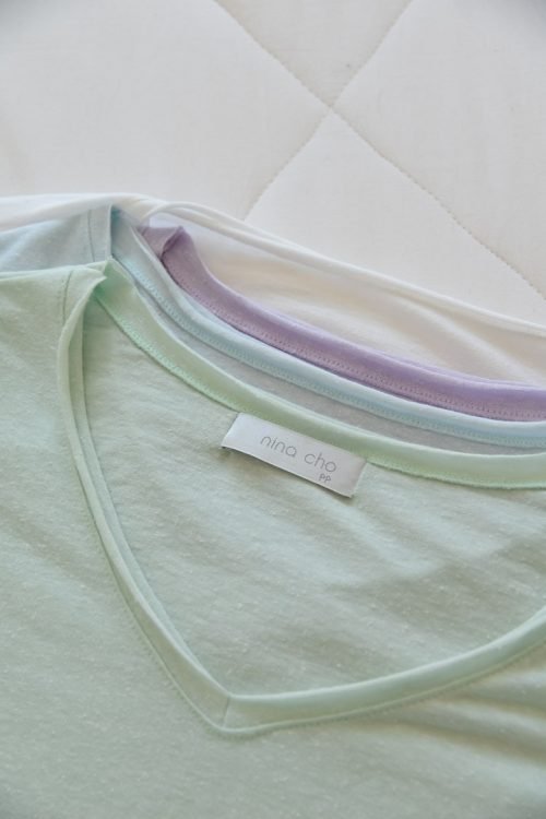 blusa-feminina-camiseta-manga-curta-basica-decote-v-nina-cho-3-2.jpg